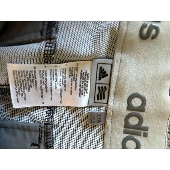 ADIDAS pants  - Picture 2 of 5